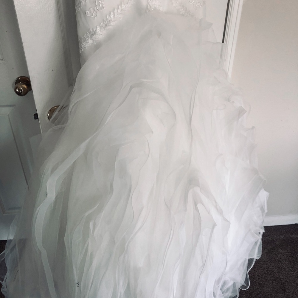 NWT NEVER TRIED ON Pronovias wedding dress Beca - Picture 5 of 8